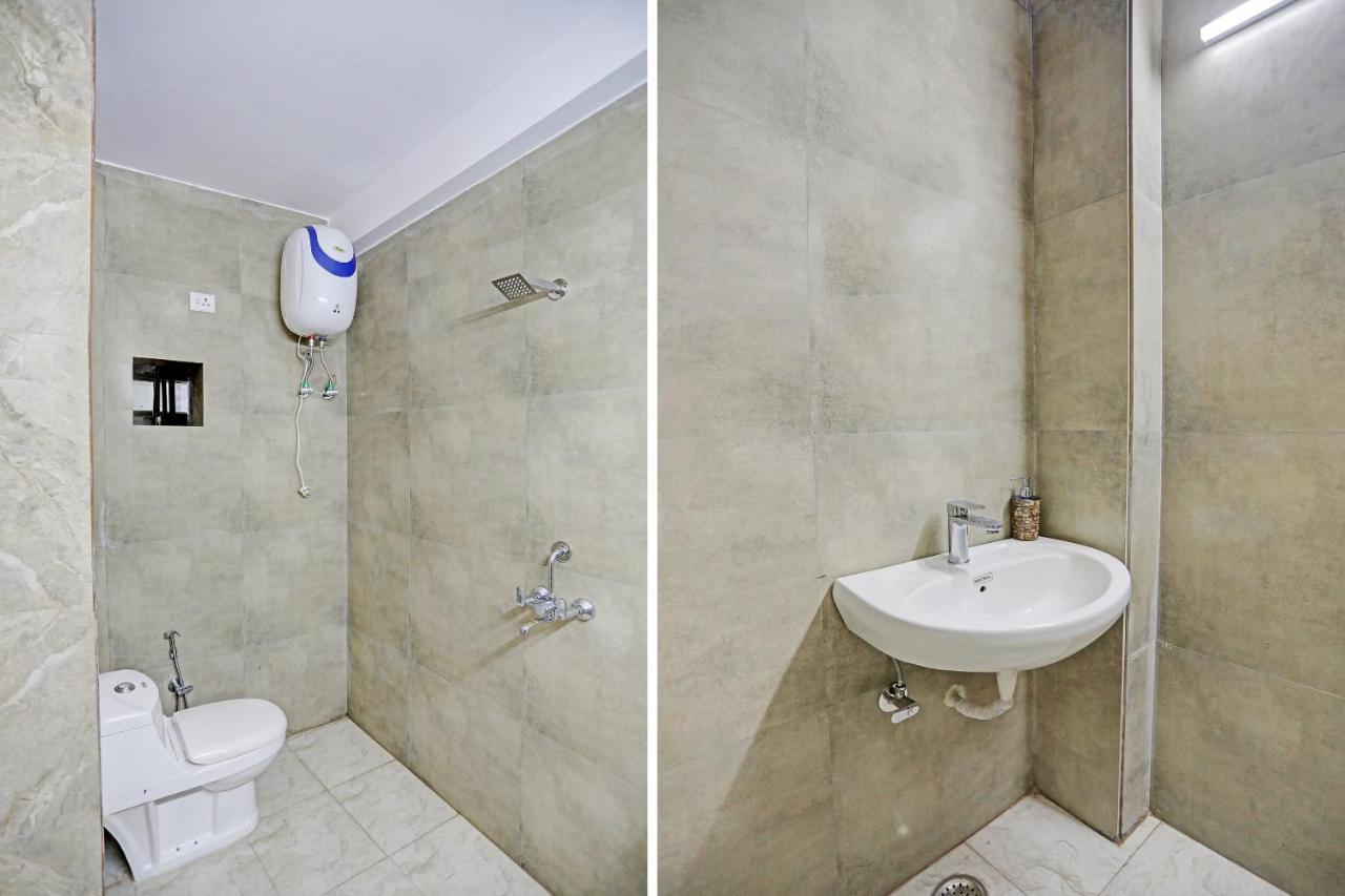 Hostel S B Near Railway Station Paharganj New Delhi
