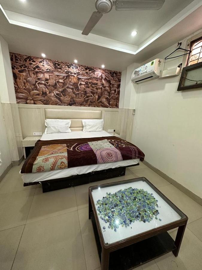 Aditya Near Railway Station Main Bazar 3* Nova Deli