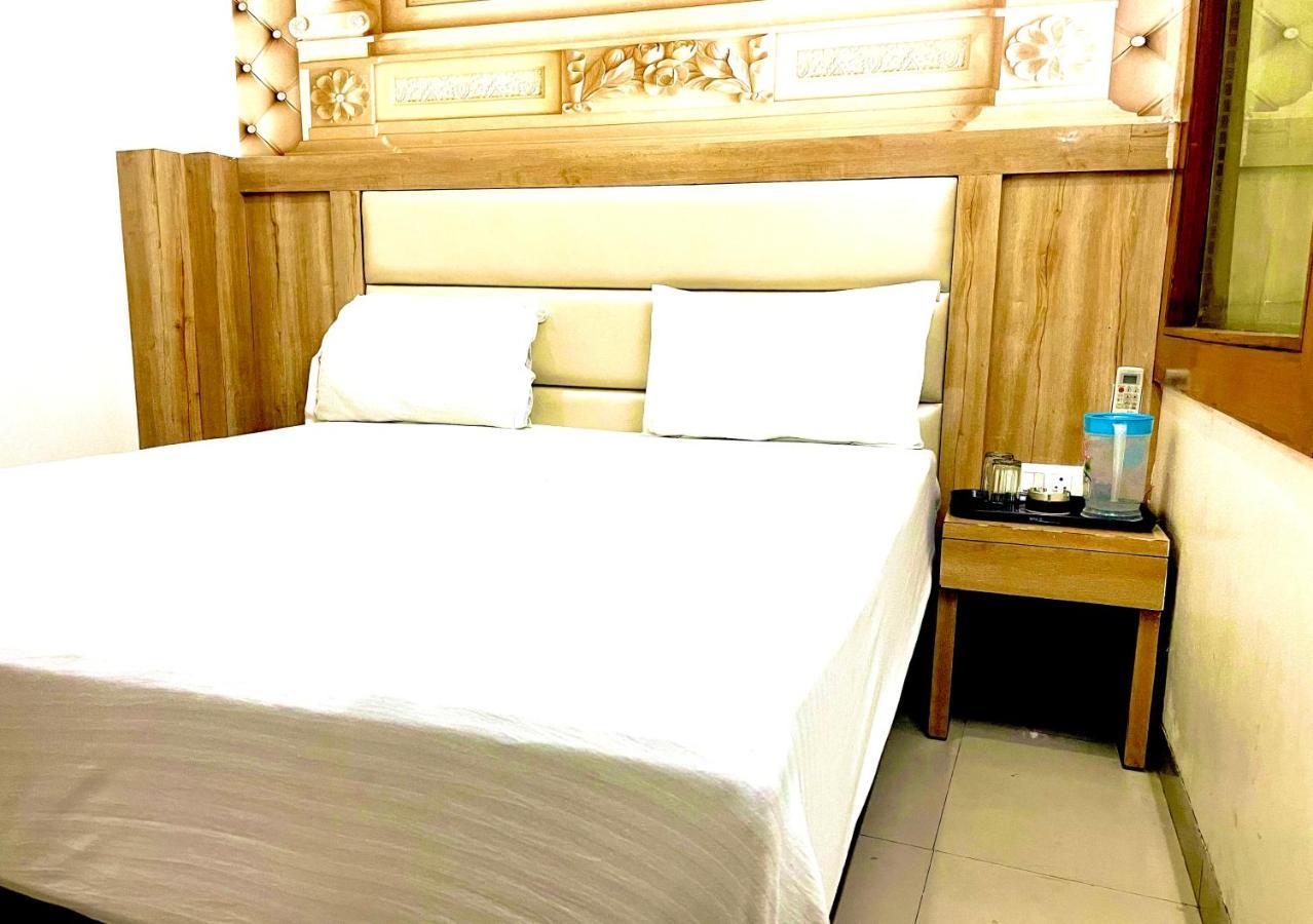 Aditya Near Railway Station Main Bazar 3*