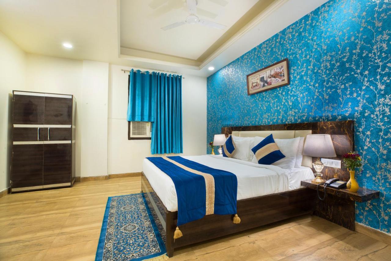 The Alpino 3* New Delhi