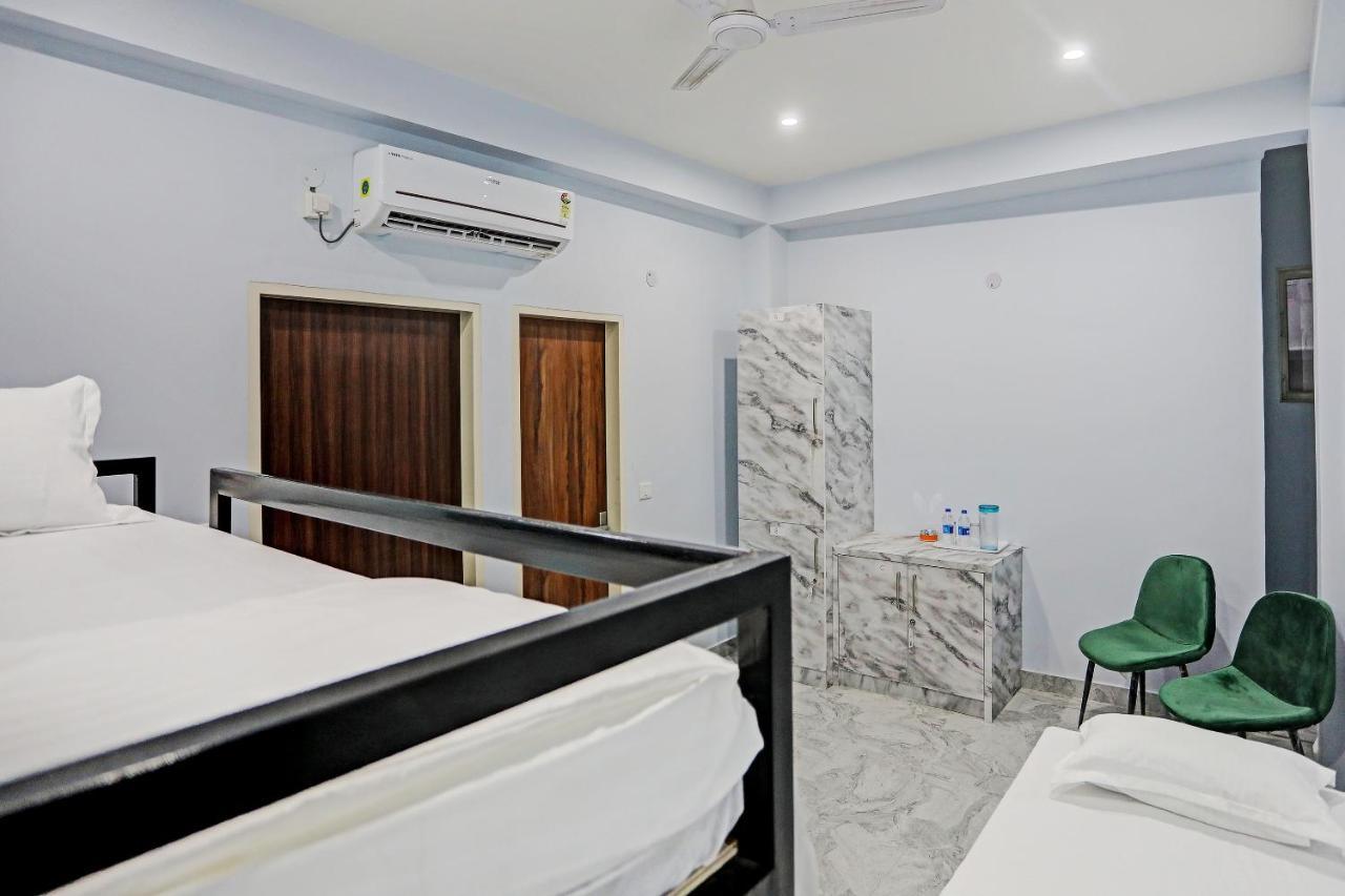 S B Near Railway Station Paharganj *