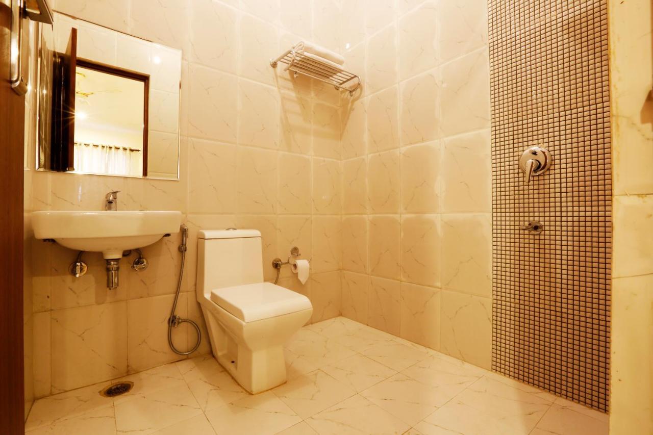 Charming Chanakya Hotel New Delhi
