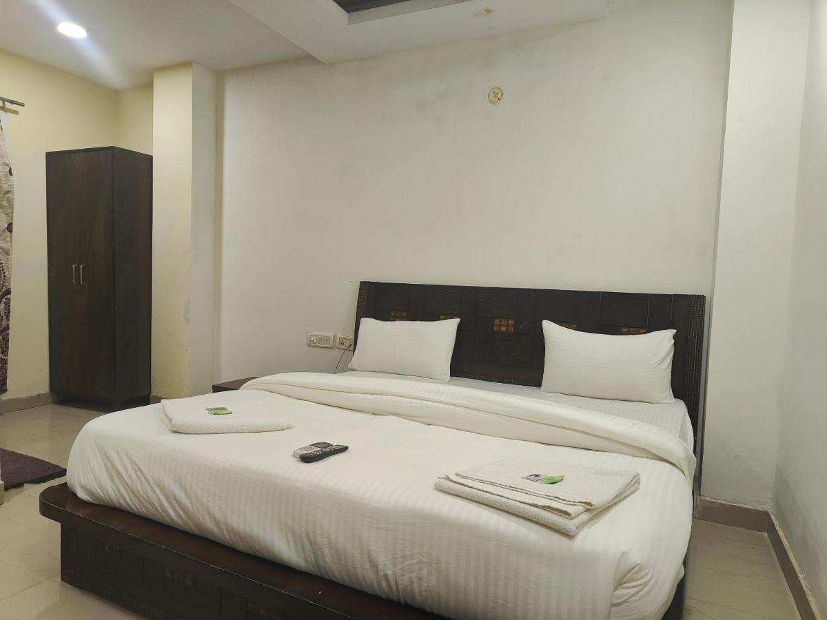 Apple - Hotel 3*