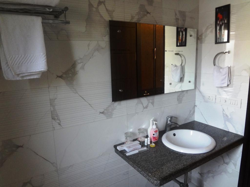 Guest house Rr Residency