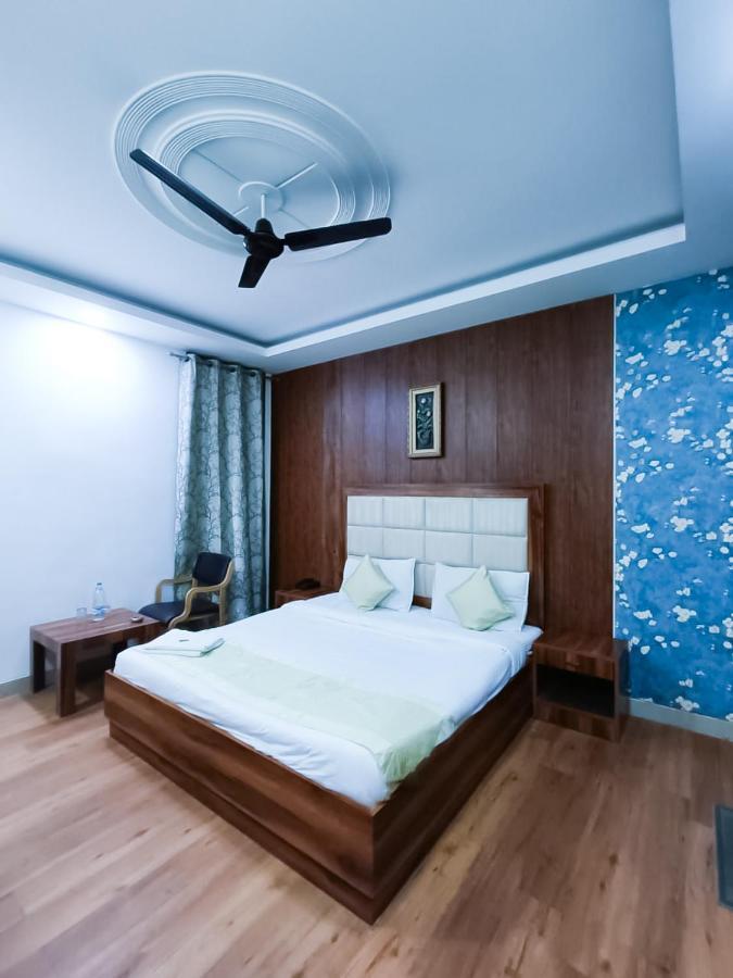Rts - Mahipalpur 3* New Delhi
