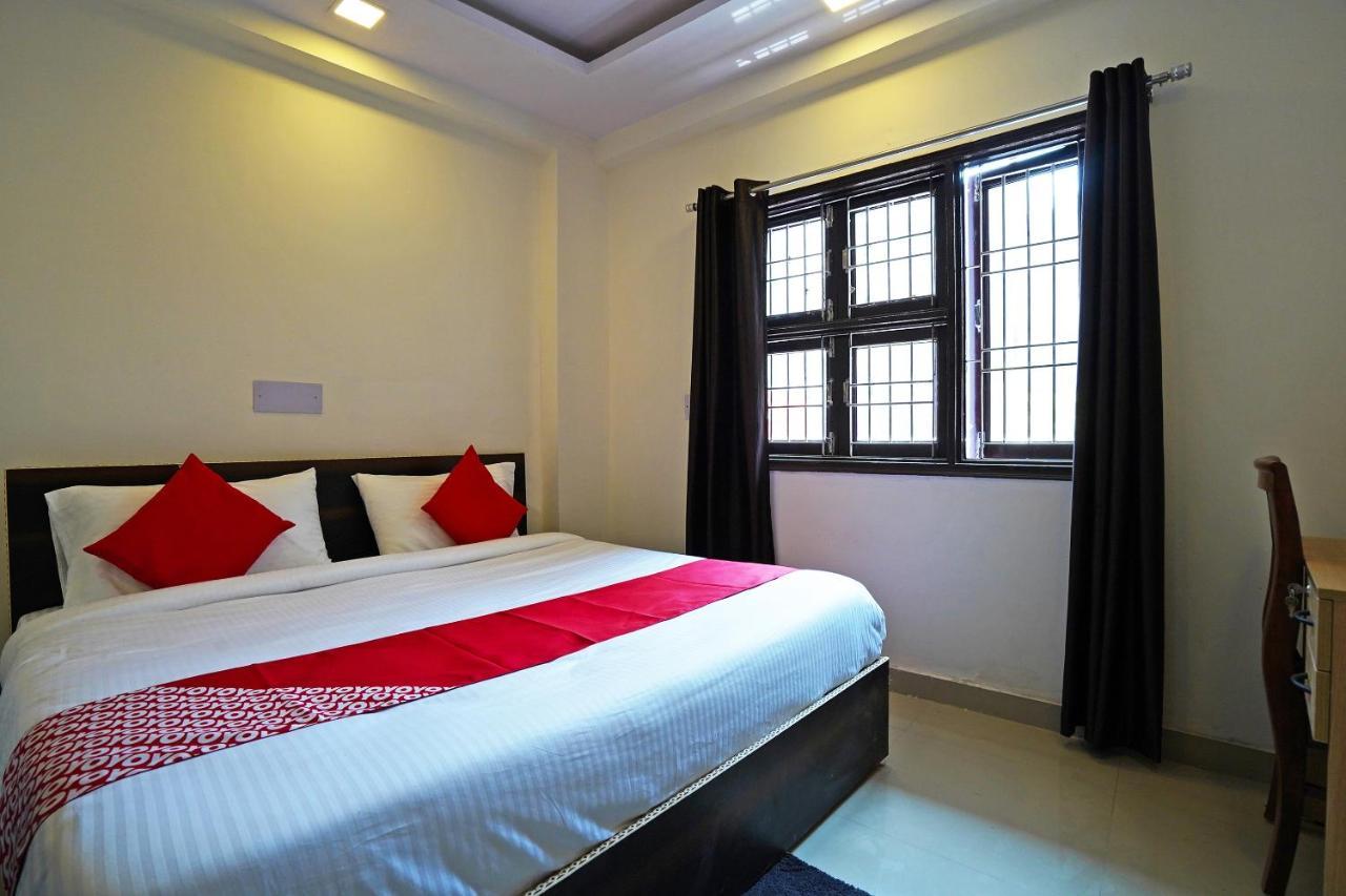 Oyo Discovery Near New Ashok Nagar Metro Station Hotel Nova Deli