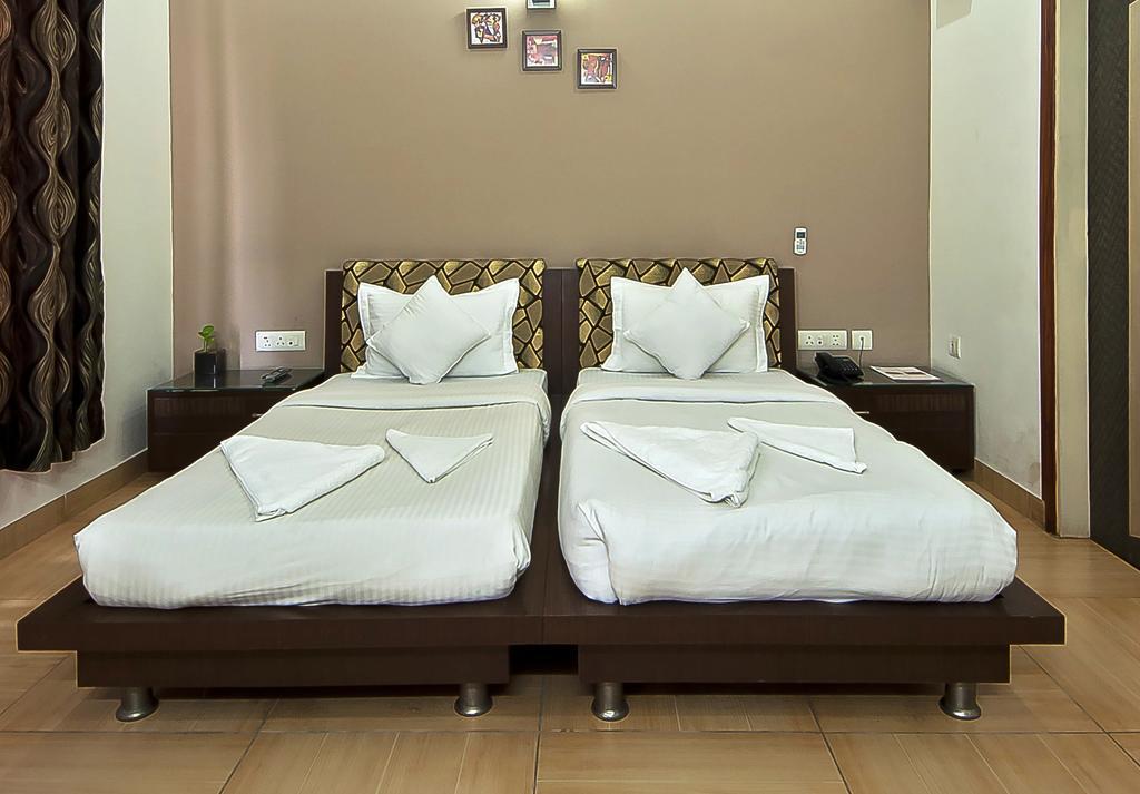 Guest house S.d Royal New Delhi