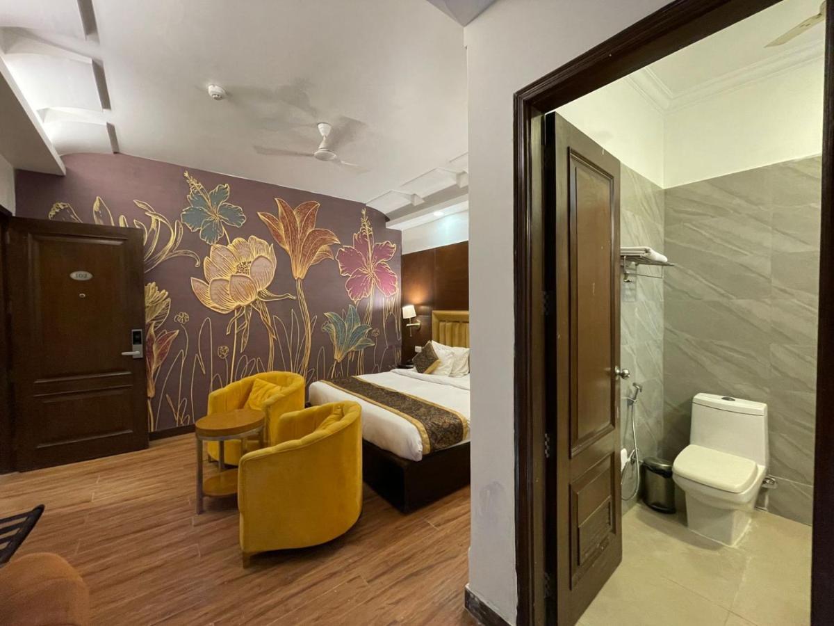 The Orion - Greater Kailash Hotel