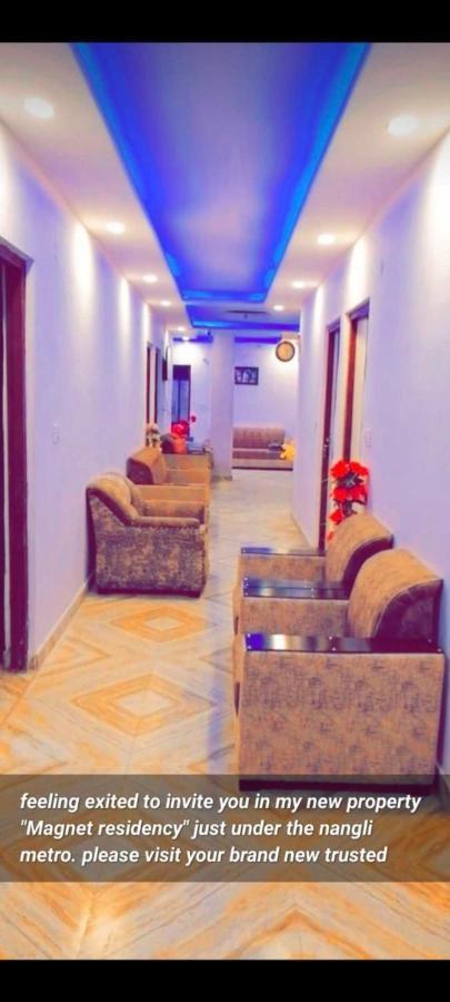 Oyo Magnet Residency Near Nangli Metro Station Hotel