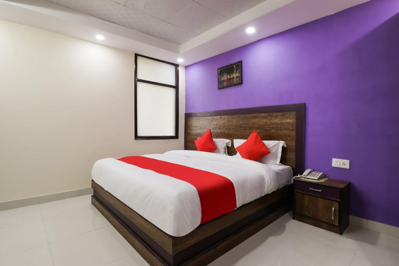 Hotel O Maharaja Gold