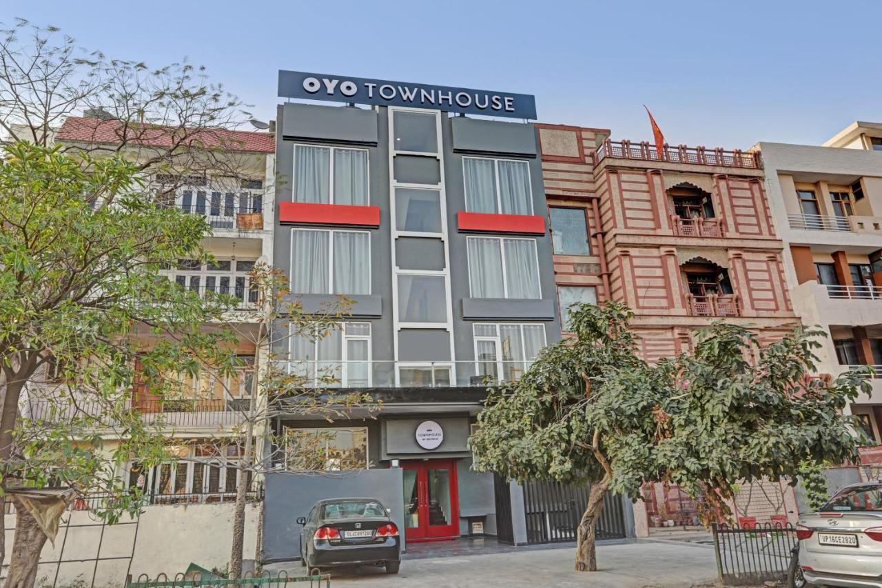 Hotel Oyo Townhouse 587 Sector 19