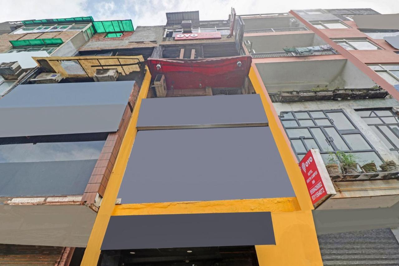 Hotel Flagship Comodo Near The Chanakya 3*