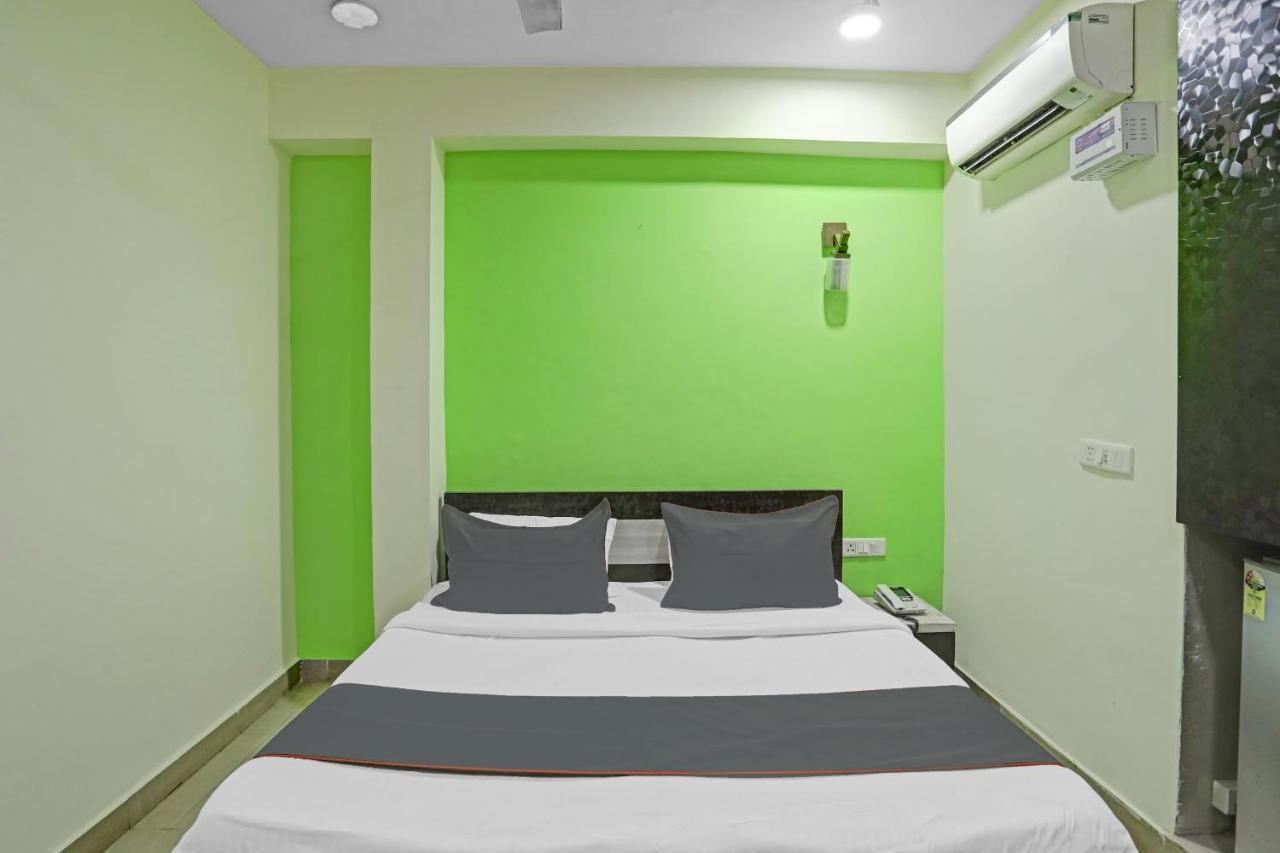 Capital O Premium Villa-2 Hotel