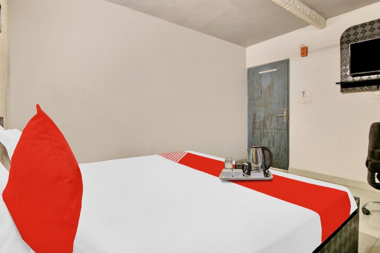 O Swarg Residency Near Nangloi Railway Station Metro Station