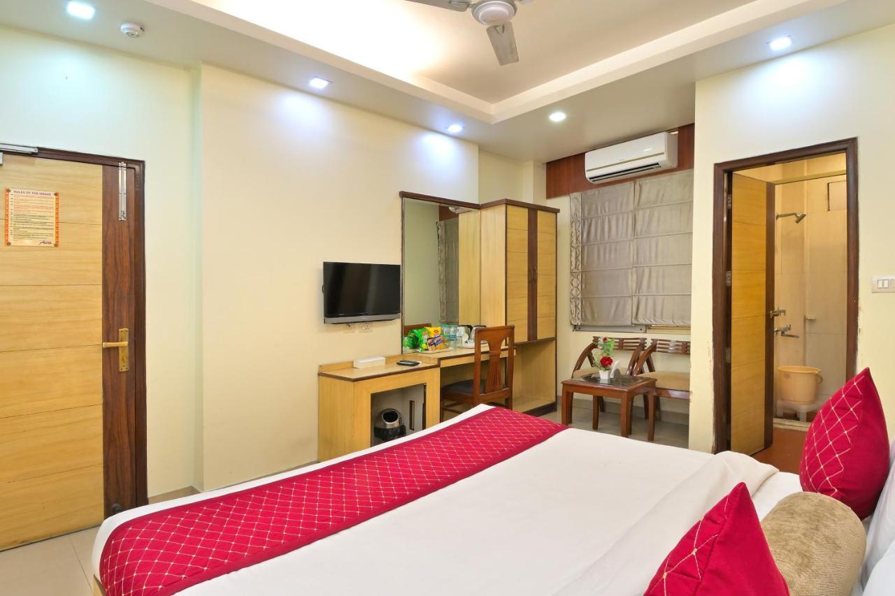 The Aster Karol Bagh Homely Atmosphere Hotel 3*