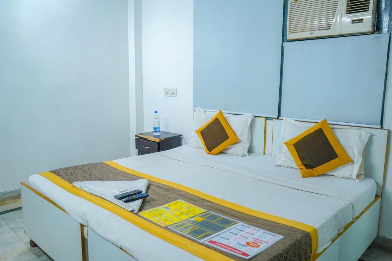 Premium Hauz Khas Hotel 2*