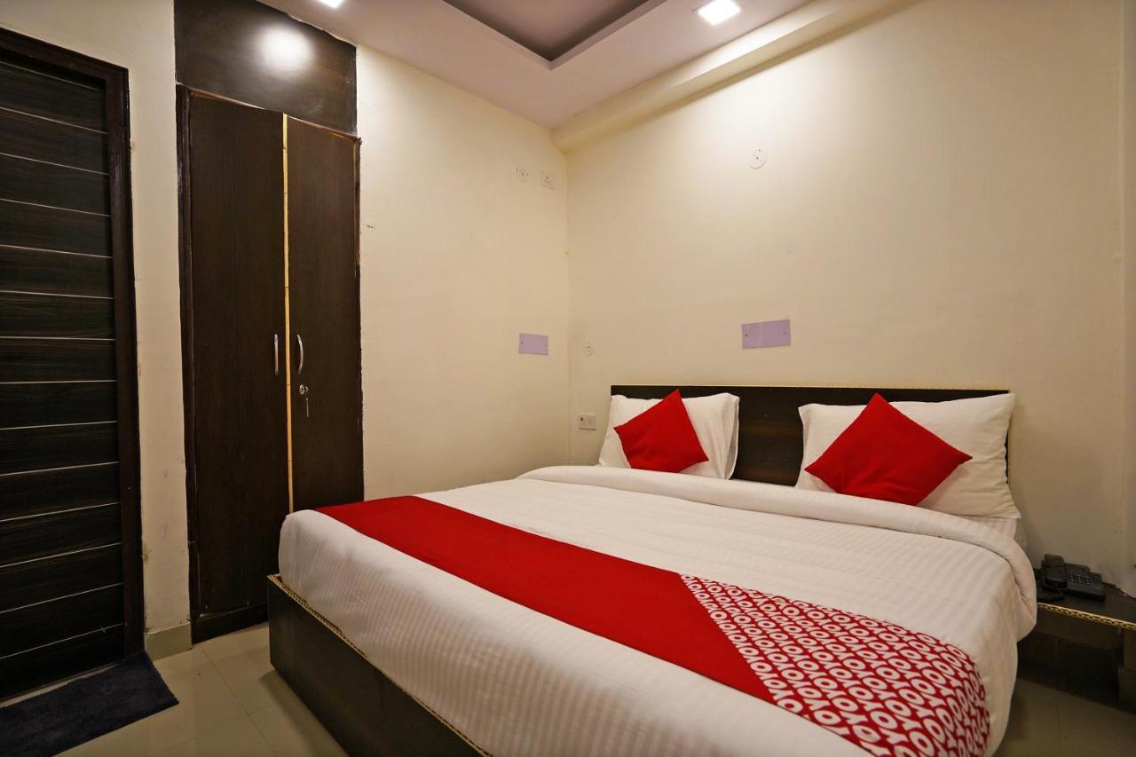 Oyo Discovery Near New Ashok Nagar Metro Station 3* Nova Deli