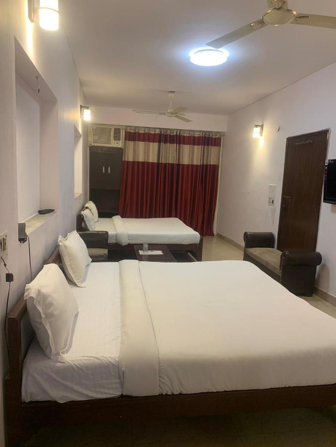 Ashu Delhi (National Capital Territory of India)