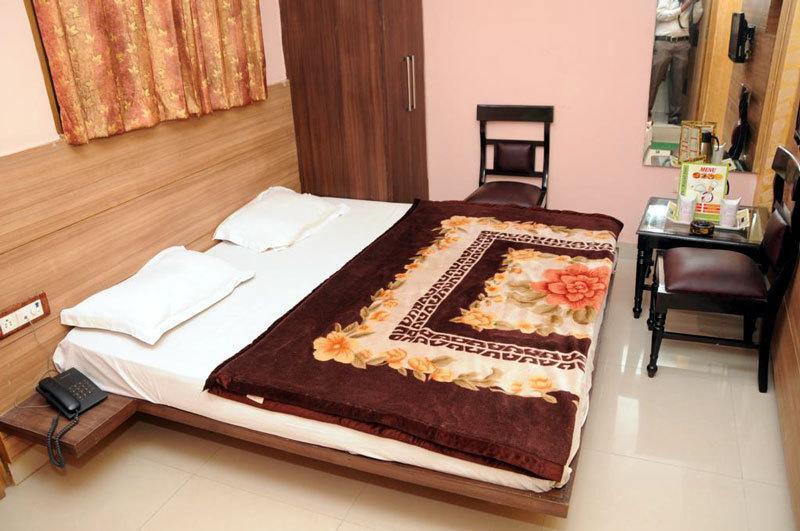 Hotel The Royal 2*