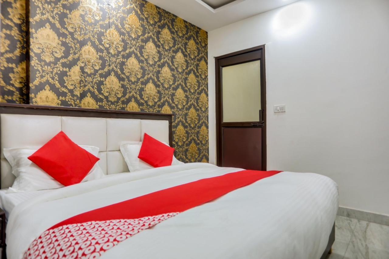 O Anshun Residency Near Mk Cinemas Rohini 3*