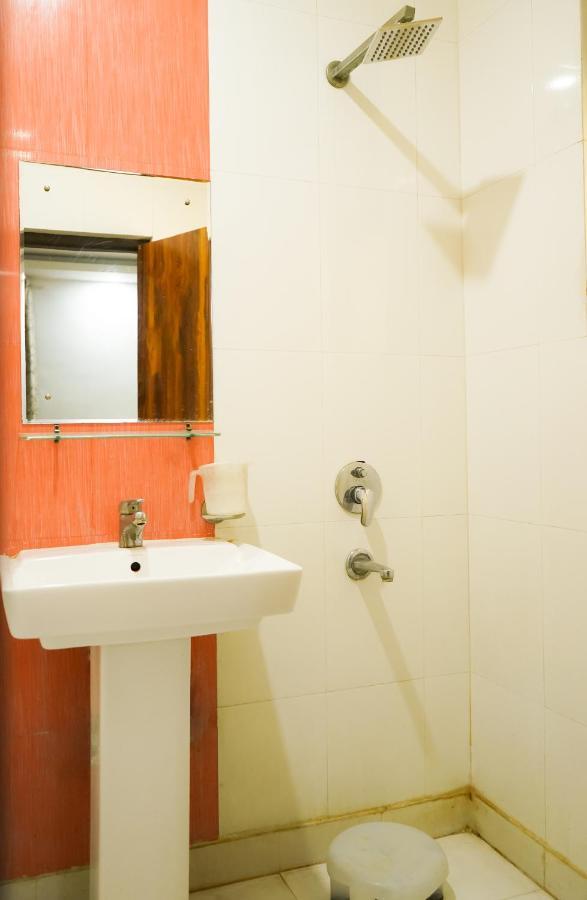Rts - Mahipalpur Hotel