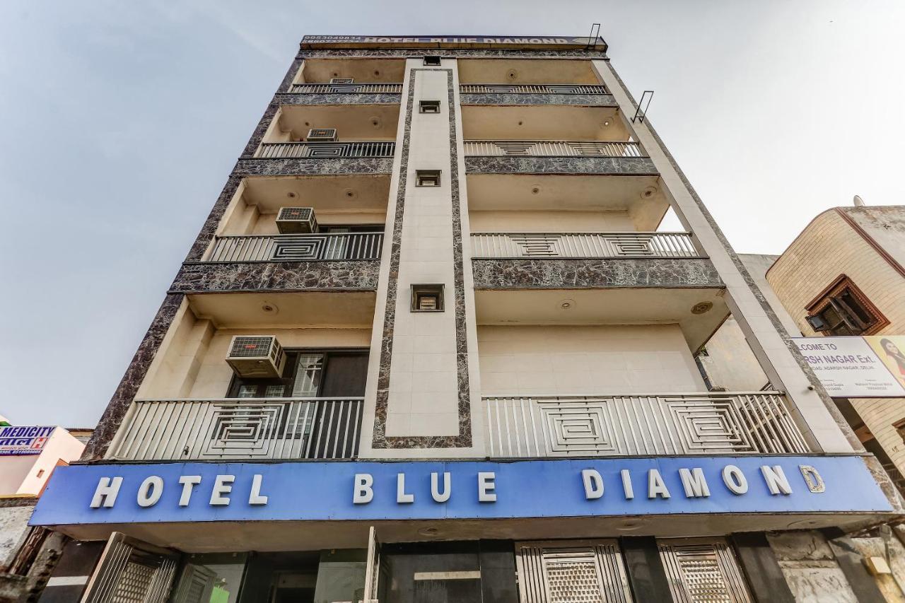 Hotel O Blue Diamond Near Jahangirpuri Metro Station