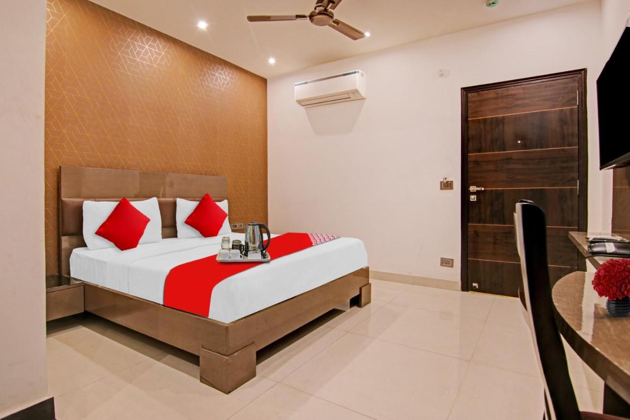 Hotel 19 West