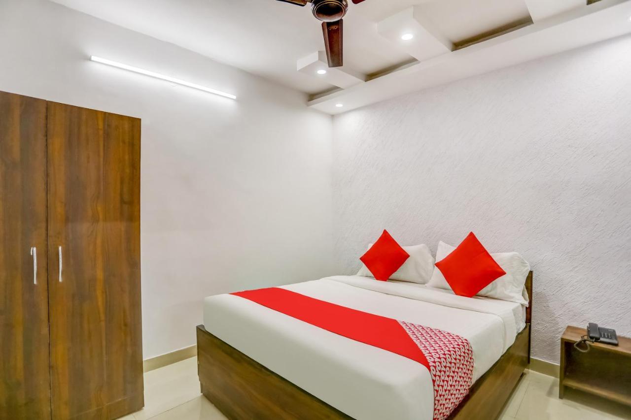 O Cozy Cave 3* New Delhi