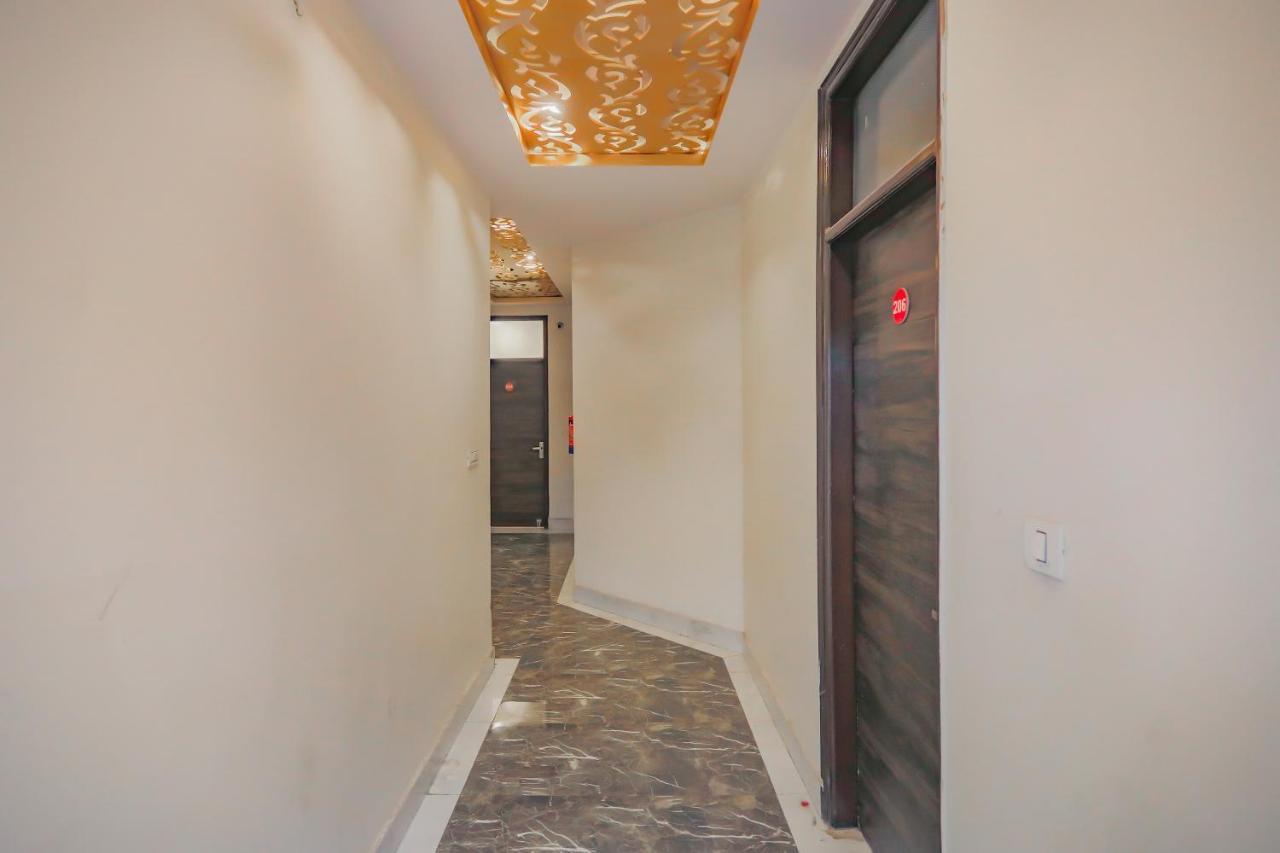 Hotel Capital O Raj Residency New Delhi