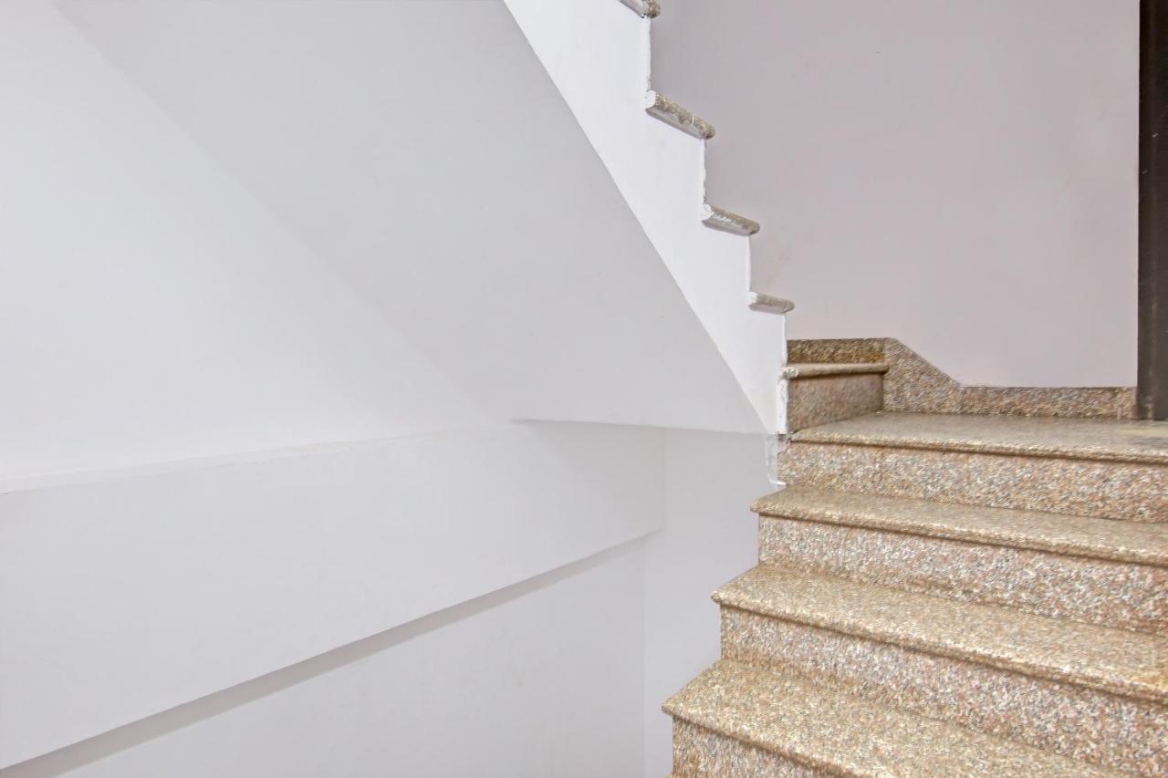 Collection O Decent Nest Near Nawada Metro Station 3* New Delhi