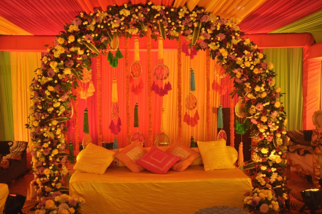 Hotel Arch Plaza - Near Yashobhoomi Convention Centre Dwarka