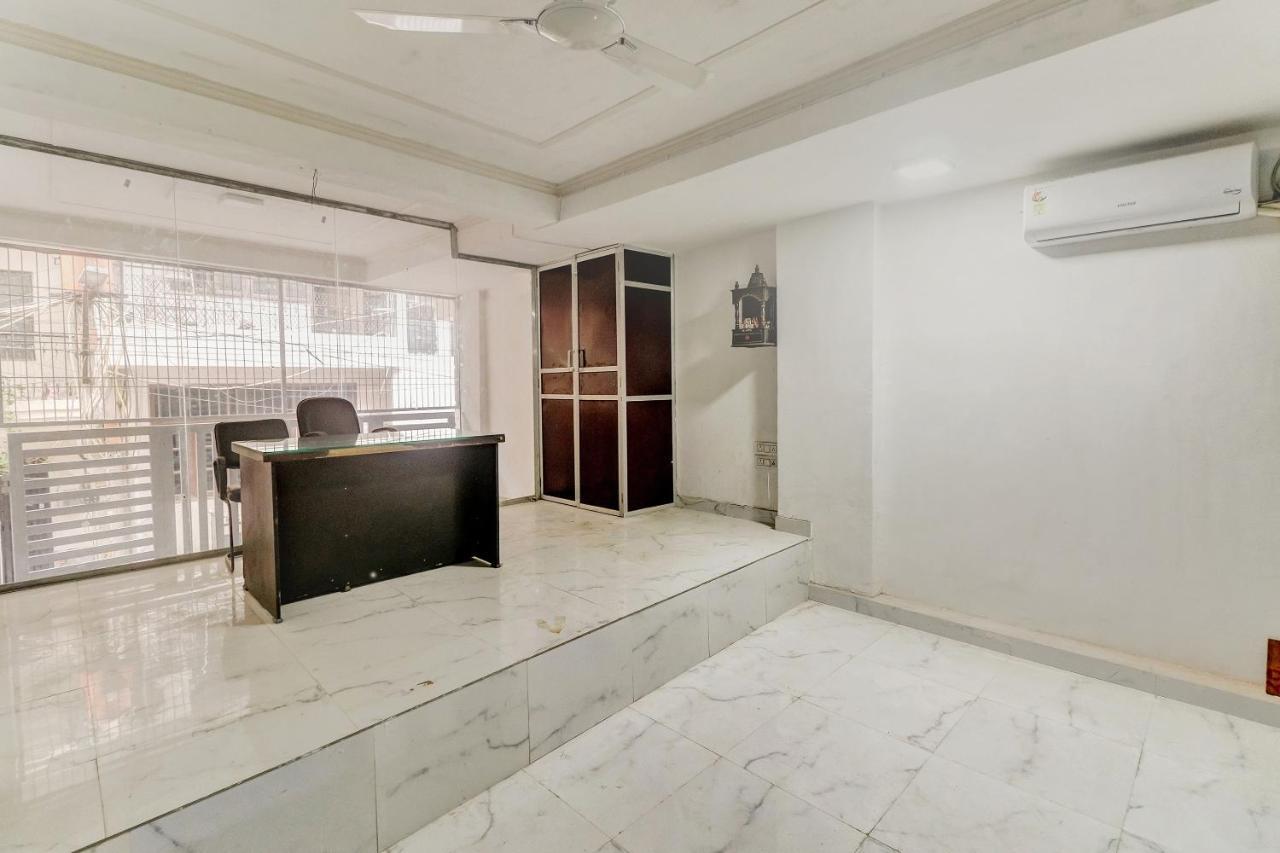 O South Plaza Near Qutab Minar Metro Station Hotel