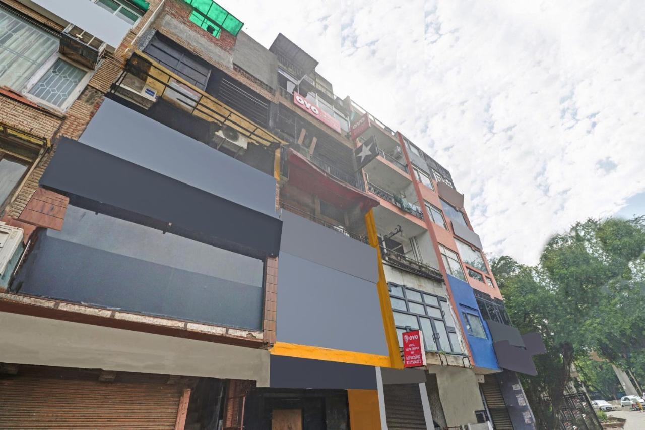 Flagship Comodo Near The Chanakya Hotel 3*