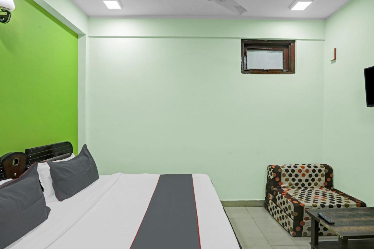 Hotel Capital O Premium Villa-2 New Delhi