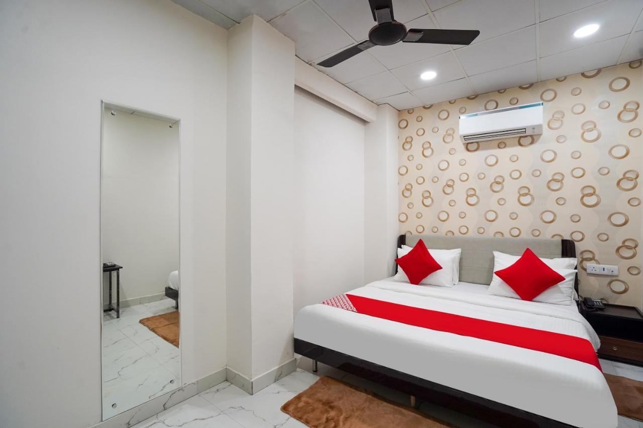 O Mannat Near Pacific Mall Tagore Garden Delhi (National Capital Territory of India)