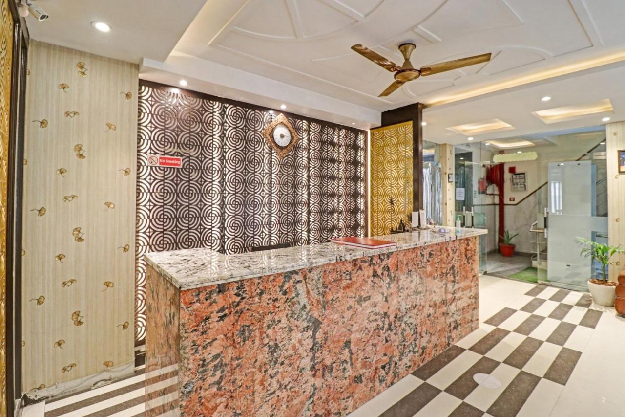 Oyo 23368 Boutique Paragon