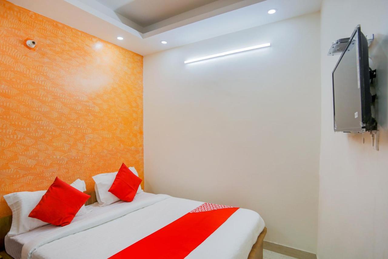 O Icon Near Delhi Airport 3*