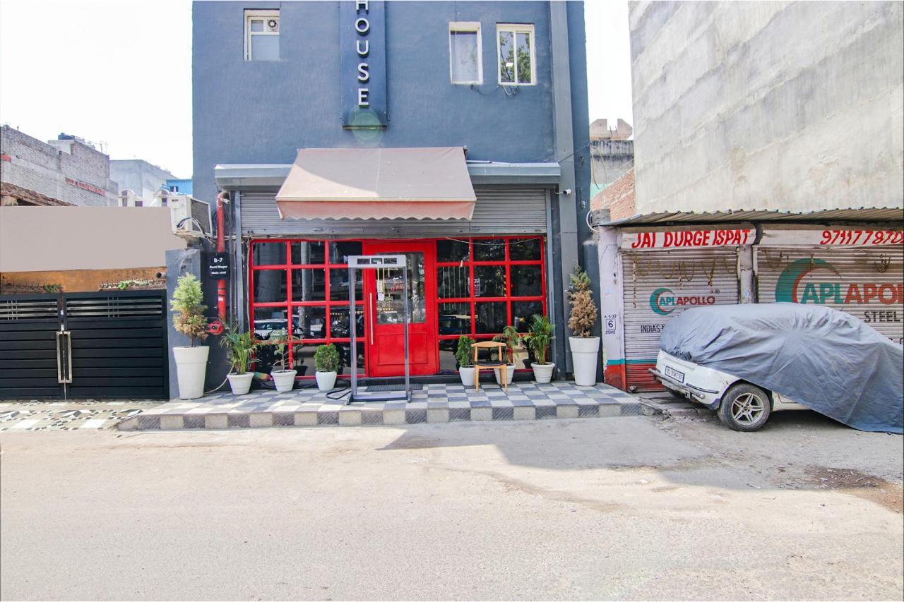 Fabhotel Chawla House