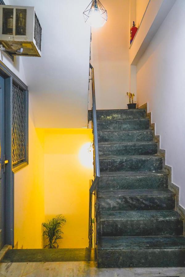 Premium Hauz Khas 2*