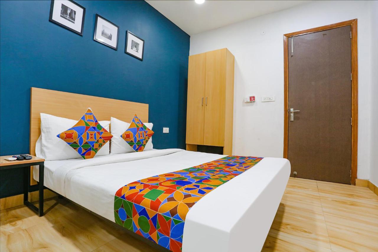 Fabhotel Silver Saffron Peera Garhi New Delhi