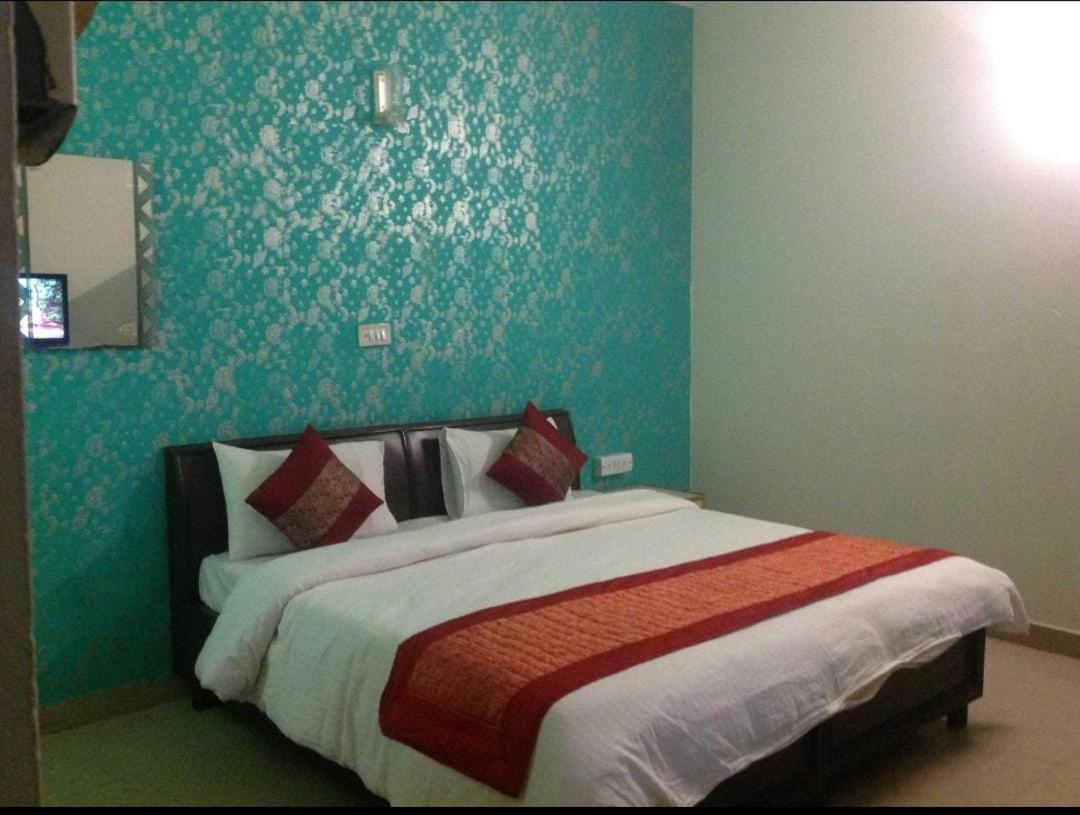 Hotel Oyo Galaxy New Delhi