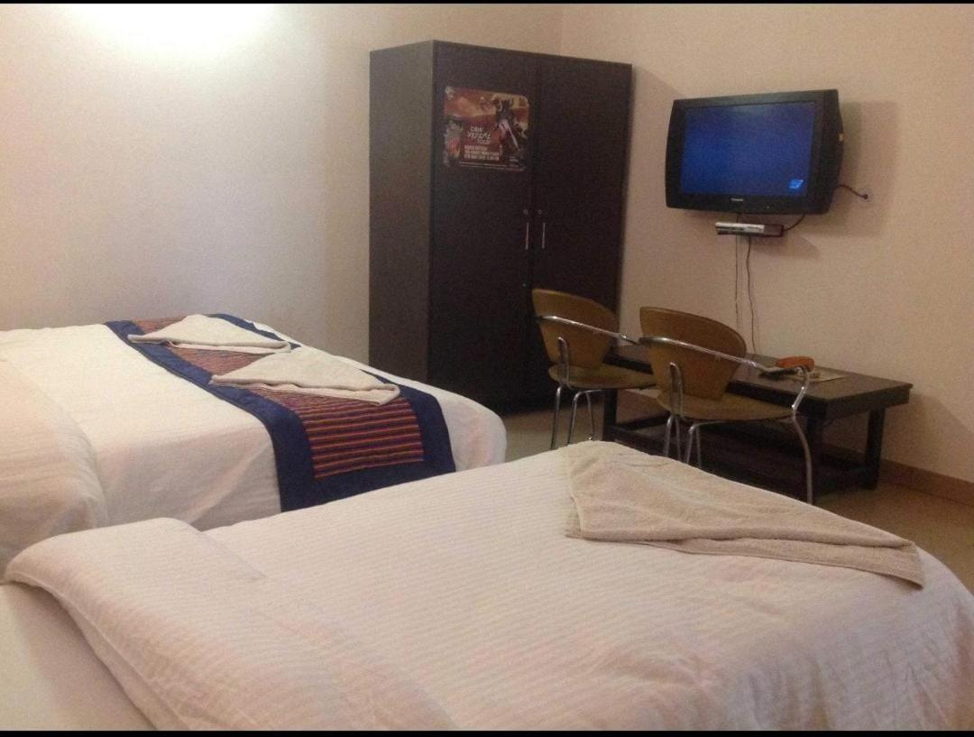 Oyo Galaxy Hotel New Delhi