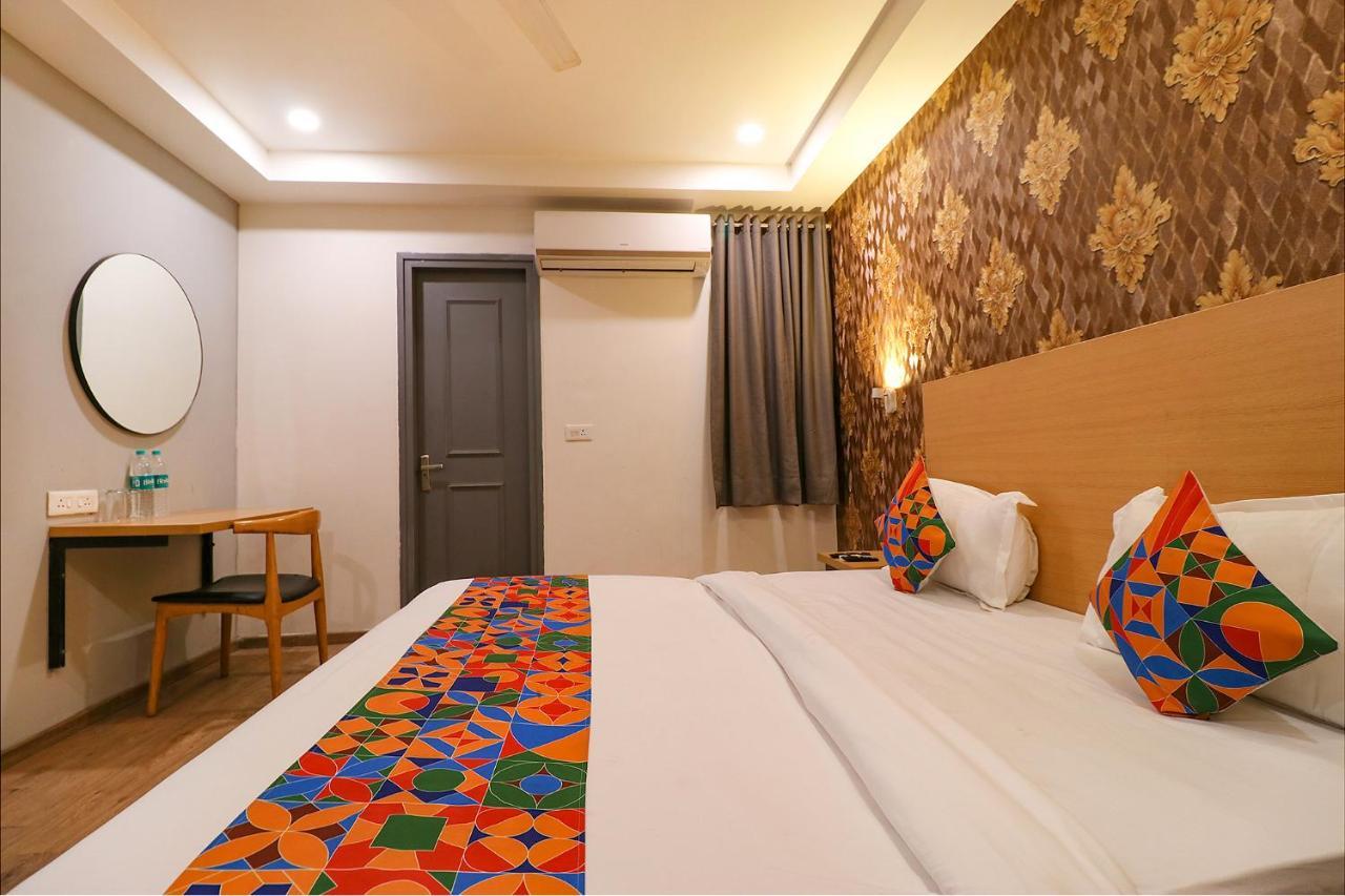 Fabexpress La Serene Gagan Vihar 4*