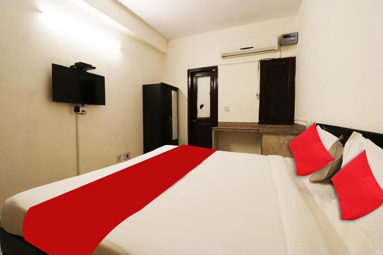 Oyo Diamond Near Lotus Temple Hotel New Delhi