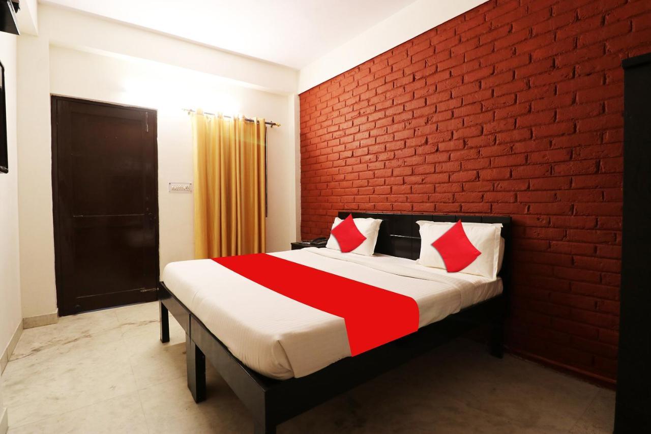 Oyo Diamond Near Lotus Temple 3* New Delhi