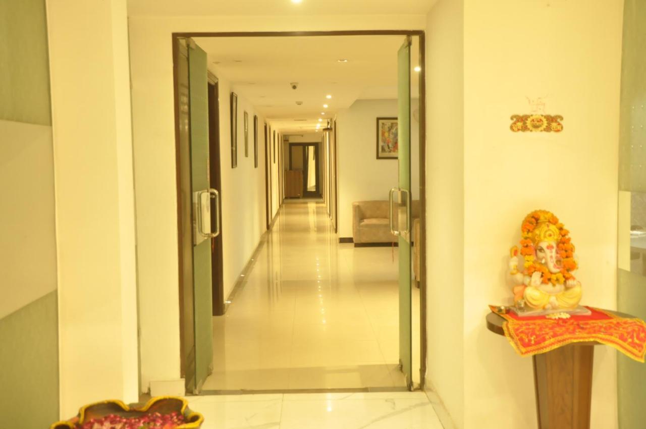 Hotel Arch Plaza - Near Yashobhoomi Convention Centre Dwarka 4*