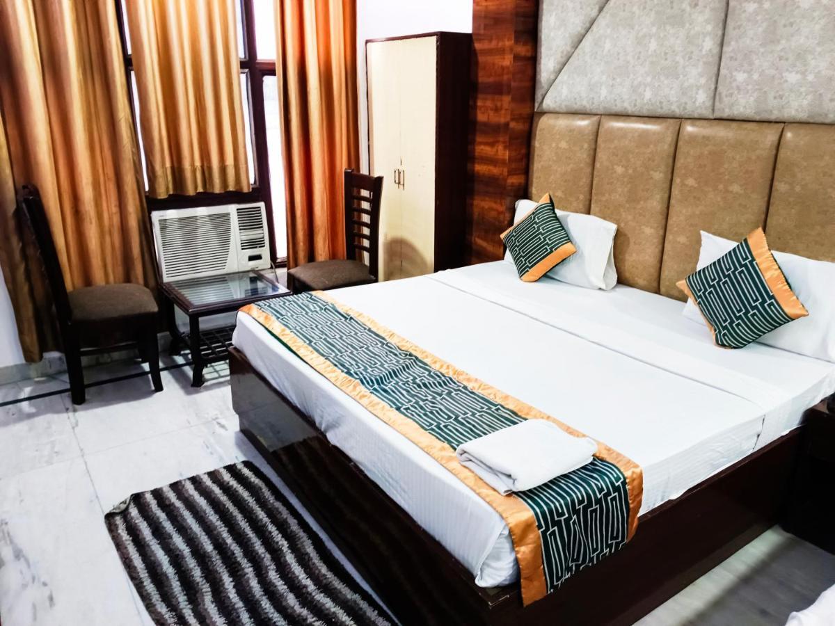 Krone Near Igi Airport Delhi 4* New Delhi