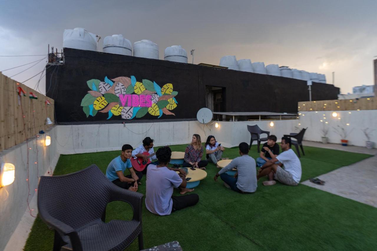 Amigosindia Hostel *