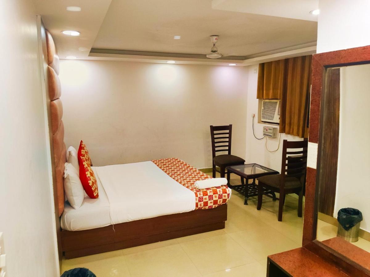 De Tark Near Igi Airport Delhi Hotel
