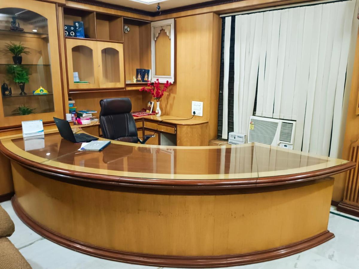 De Tark Near Igi Airport Delhi 4*